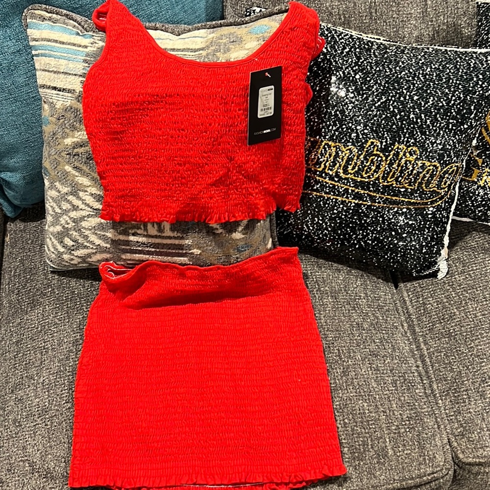 Mini skirt and tank set